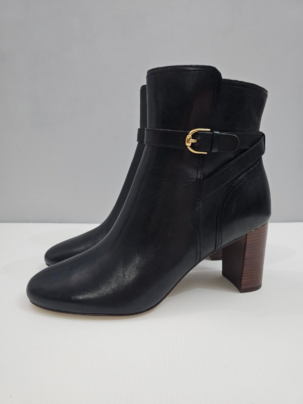 Cole Haan Glendale Jodhpur Block Heel Ankle Boot Womens 9.5 Black Leather Buckle